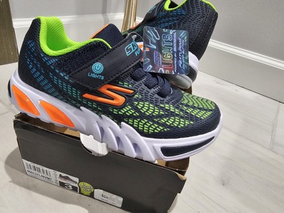 Skechers Boys Light Up Sneakers Size 3