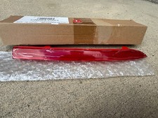 2015 2016 2017 2018 Volkswagen Jetta Rear Bumper Left Reflector Lh