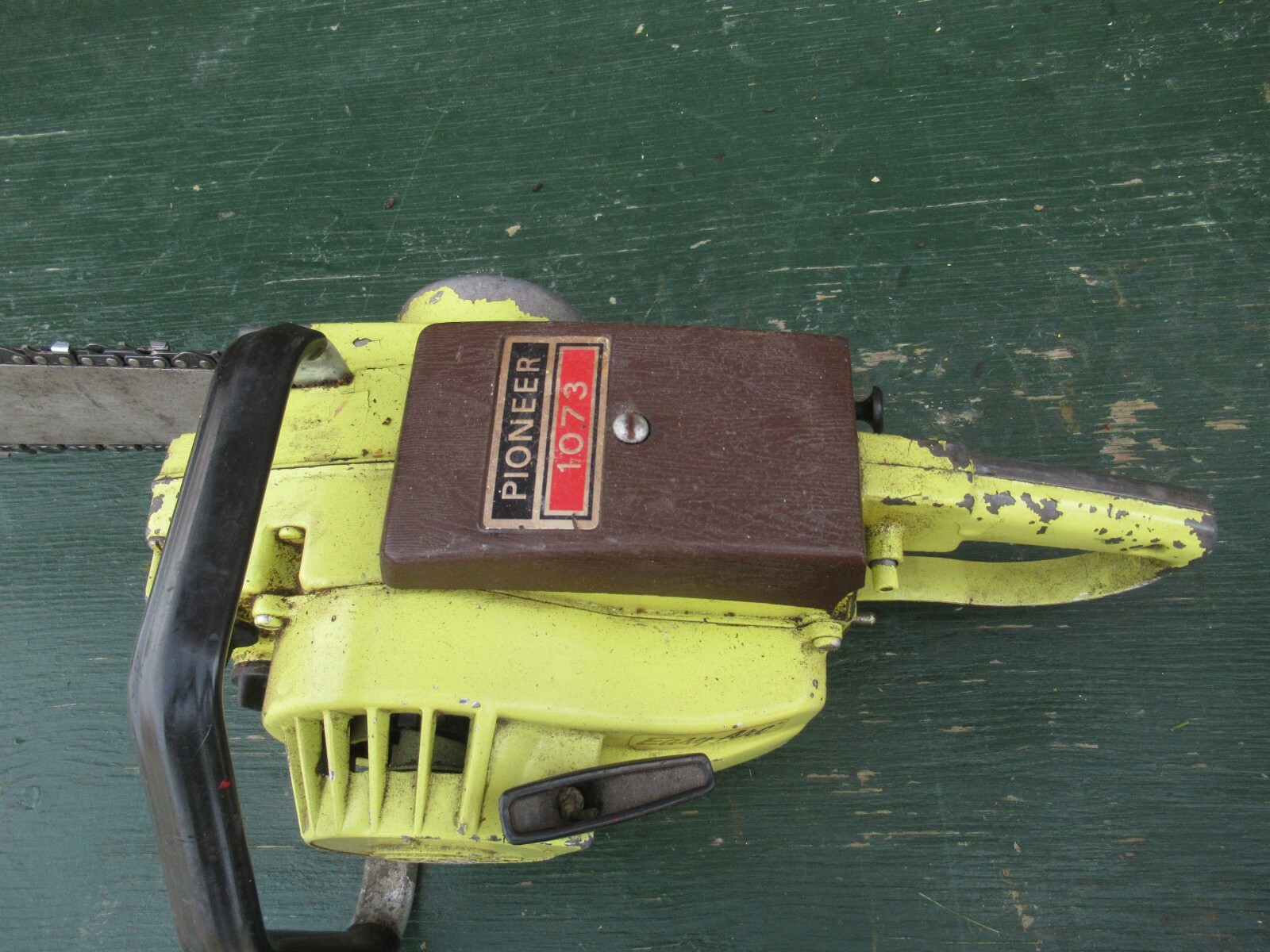 Vintage PIONEER 1073 Chainsaw Chain Saw 