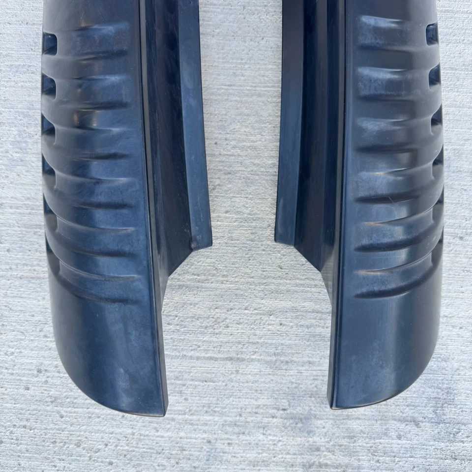 2000-2006 Chevy Tahoe Suburban Yukon Rear D Pillar Molding Trim Panels OEM Black - Image 4 of 4