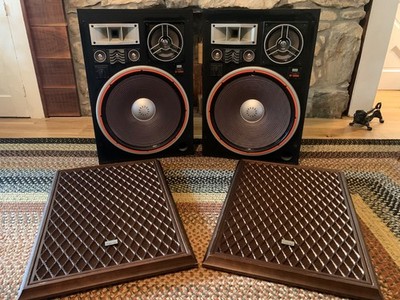 SANSUI SP-X8900 speakers.. Tested and working.. Great Condition!