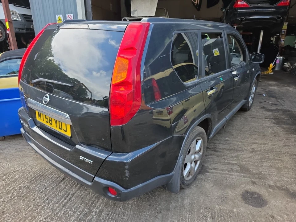 Cuadro de instrumentos Nissan X-trail Mk2 Sport Expo 2007-2009 Foto 4 de 4