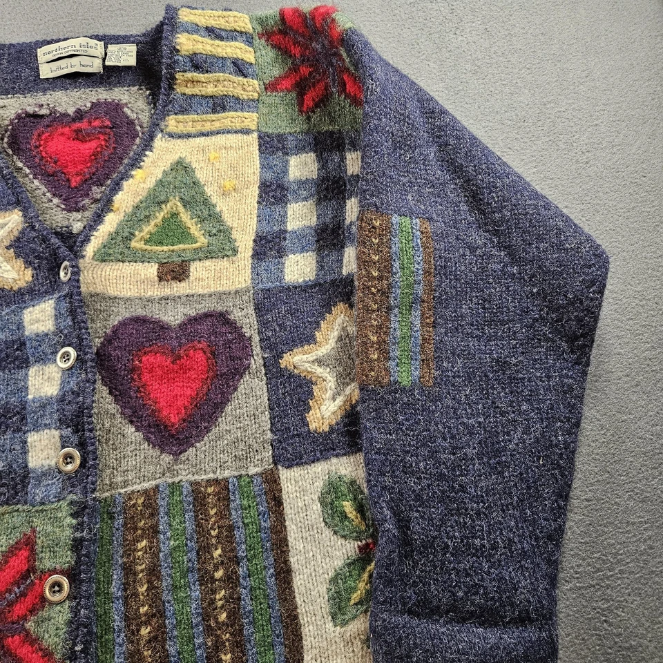 Suéter Northern Isles Mujer Mediano Azul Lana Cárdigan Retazos Árboles de Vacaciones Foto 3 de 4