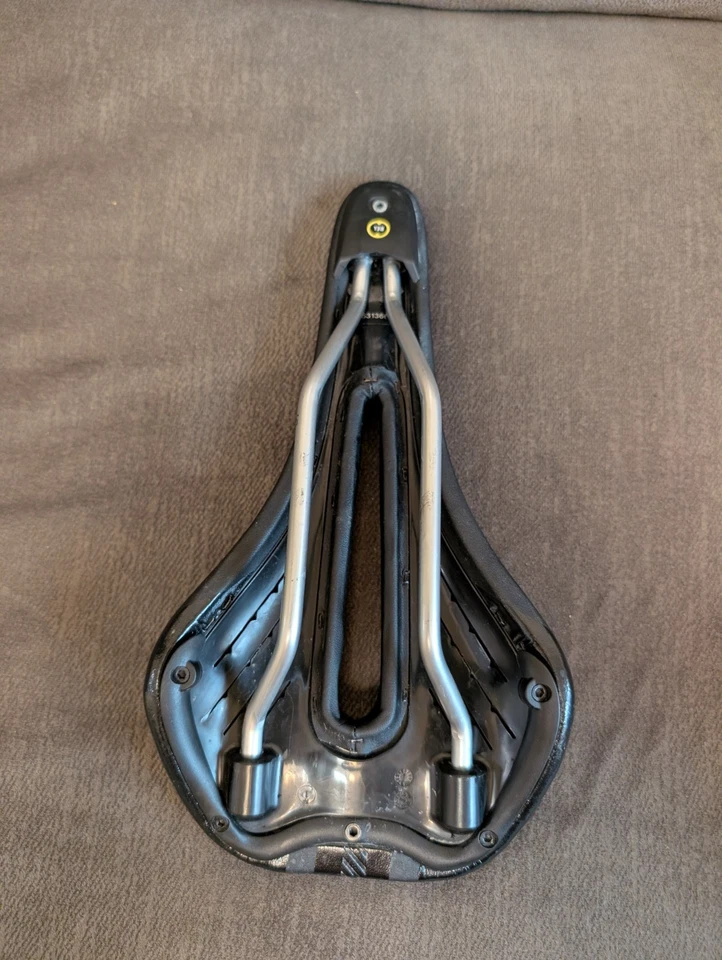 Bontrager montrose comp 138 mm Bicycle Seat Saddle - Image 3 of 4