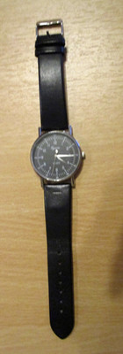 einfache Herrenuhr