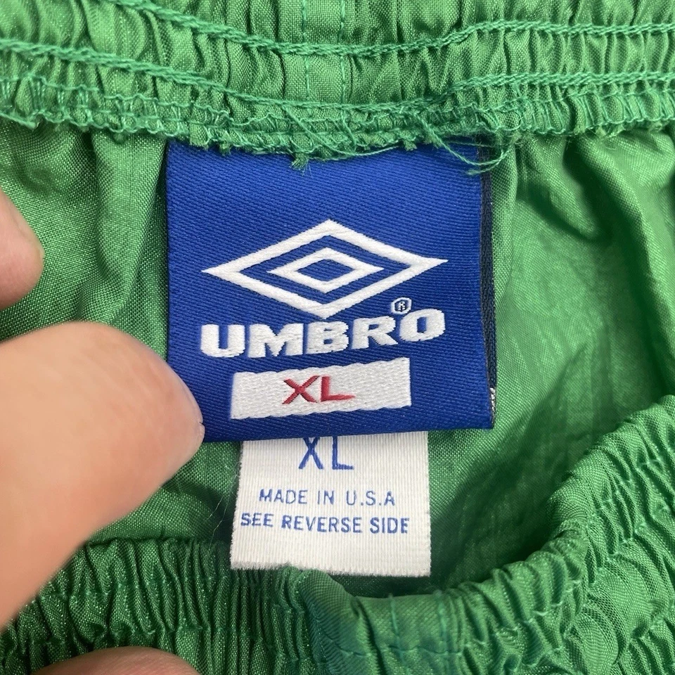 Pantalón Corto de Fútbol de Colección Años 90 Umbro Retro Logo Hombres XL Verde Nylon Hecho en EE. UU. Foto 2 de 4
