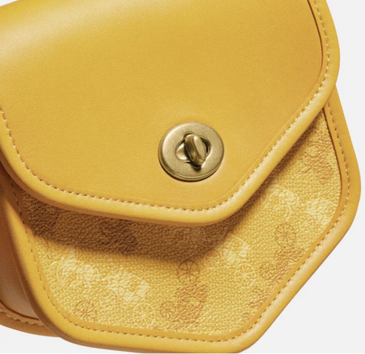 バッグ Old COACH turnlock yellow tan leather Coach Yellow Backpack Daypack Turn Lock Vintage simple rare