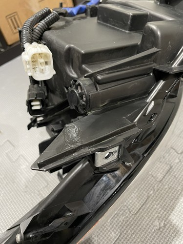 2016-2018 LEXUS ES350 OEM LEFT SIDE LED HEADLIGHT DUAL PROJECTOR W/O ADAPTIVE! - Picture 17 of 22