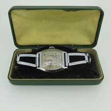 Vintage Vaco Watch Co. Langendorf Swiss 15J Silver Tone and Stainless Steel Watc