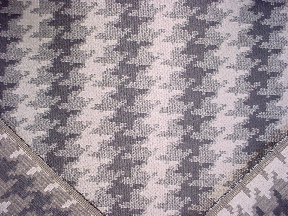 1-5/8Y Osborne Little F6693 Granagh Black Ivory Houndstooth Upholstery Fabric - Image 4 of 4