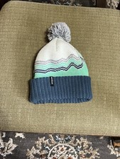 NWT Patagonia Kids Unisex Powder Town Pom Beanie Crater Blue One Size SHIP FREE