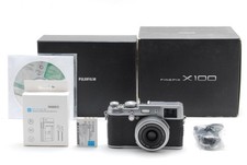 Fujifilm FinePix X100 12,3-MP-Digitalkamera silber [NEUWERTIG in Box] aus...