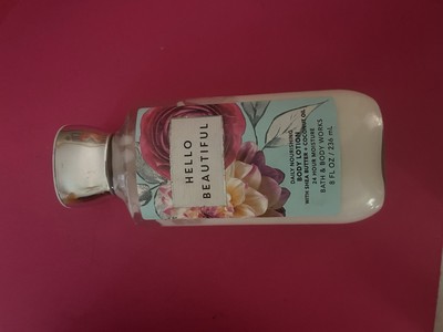 Bath and Body Works Hello Beautiful Moisturizing Daily Body Lotion