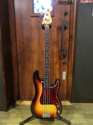 CLEAN* 1966 Fender Precision Bass 3Tone Sunburst Vintage