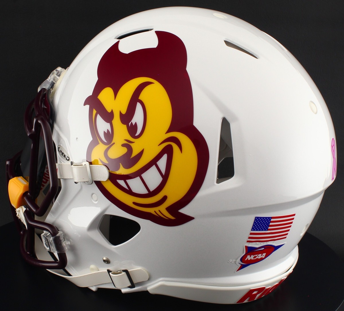 crown motorcycle helmets Crown Racing: Stylish and Safe Motorcycle Helmets