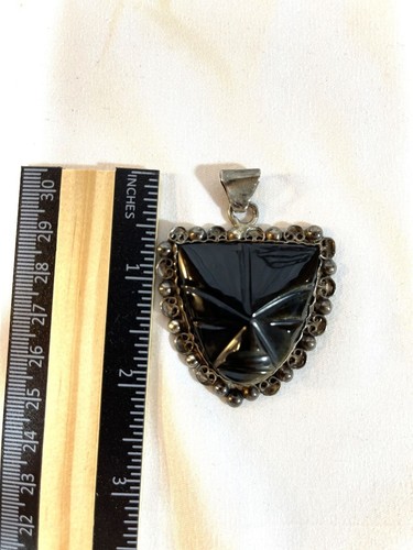 Vintage Taxco 980 Sterling Silver & Black Onyx Tribal Mask Pendant - Picture 4 of 4