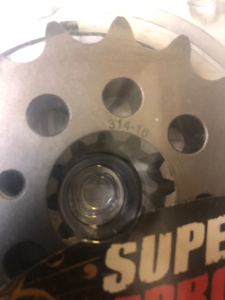 Piñón delantero SUPERSPROX 20606-16 CST-314:16 16T, 525 Foto 3 de 3