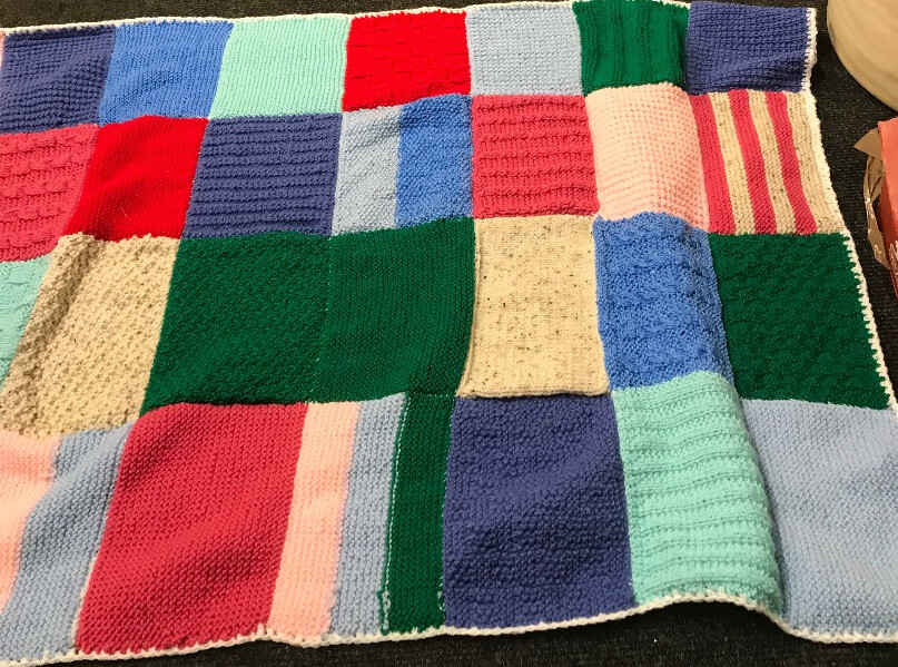 UNBRANDED multicoloured knitted blanket CG D28 eBay