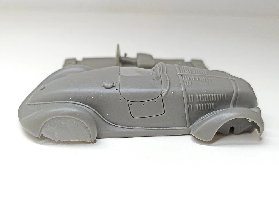 Carrosserie : SIMCA GORDINI Le Mans 1939 - Résine - 1:43 - Photo 4/4