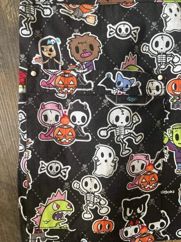 Tokidoki by Koi Halloween Theme Scrub Top Womens Sz XS Pockets - Image 3 of 4