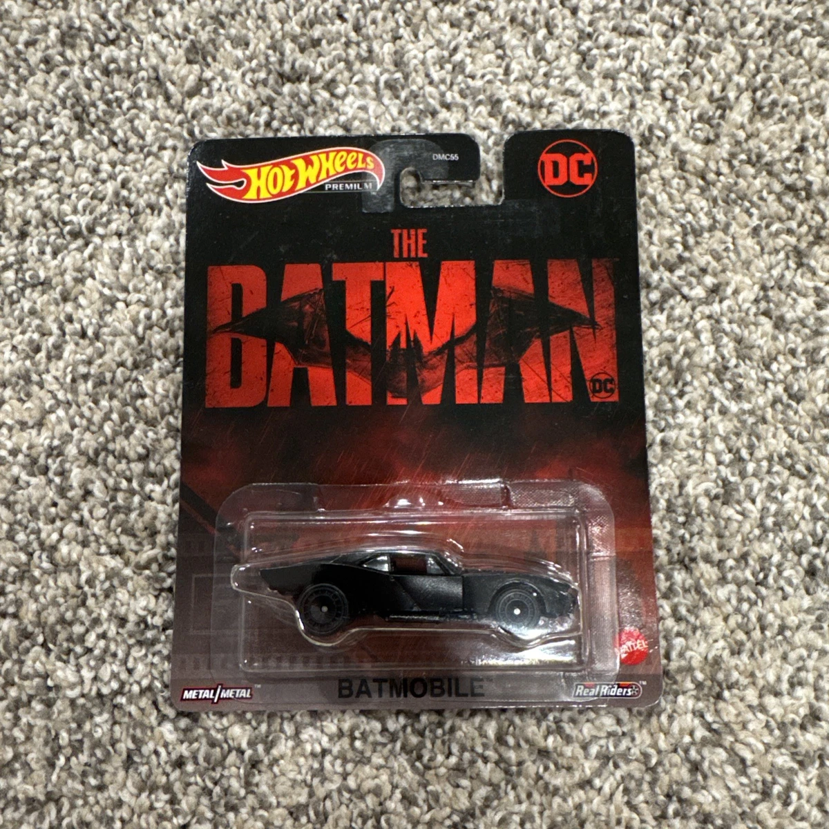 Hot Wheels Retro Entertainment Batman 1:64 Scale Diecast & Toy