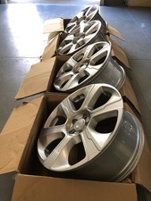 2013-2021  OEM 21 inch Land Rover Range Rover wheels