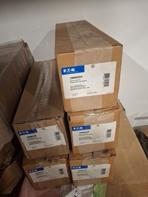 Eaton 3MMBSK Bussed Spacer For Multi Meter Stacks 1200A Brand New In Box