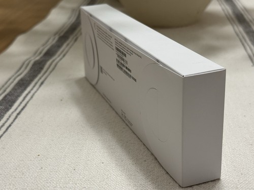 Apple Watch SE 2nd Gen GPS + Cellular 40mm Aluminum Case Starlight Sport. S/M - Picture 5 of 24
