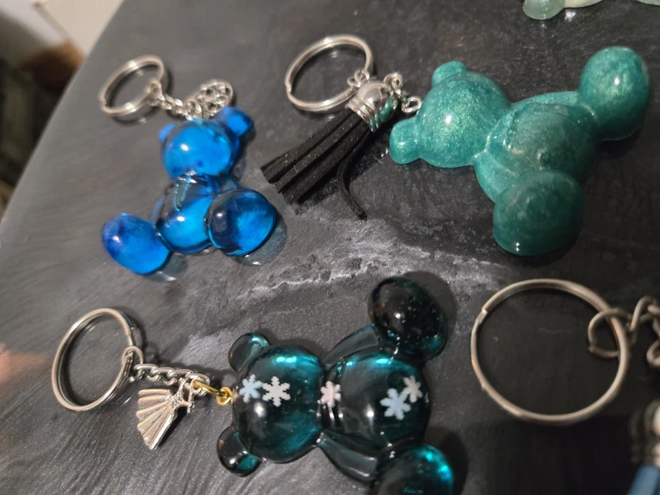 Llaveros con dijes en forma de oso/epoxi de resina Foto 2 de 4