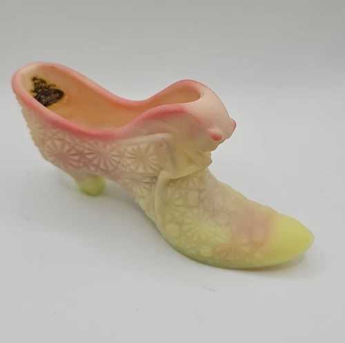 Fenton Daisy Button Cat Head Shoe Custard Glass UV Reactive