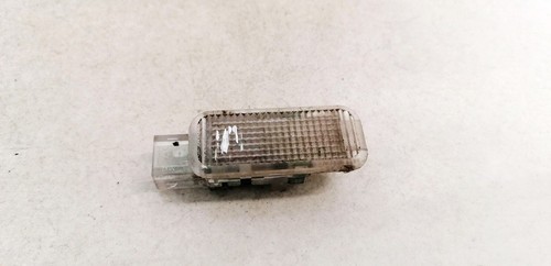 3b0947415b Innenraumleuchte Leseleuchte  Volkswagen Passat DE1188197-05