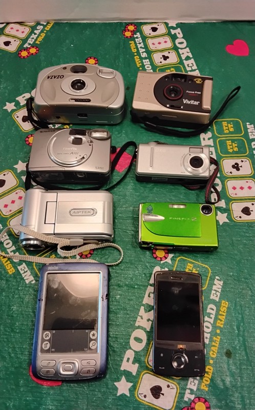 Lot Of 8 Cameras. 35mm And Digital. *UNTESTED*. SEE PHOTOS/READ 