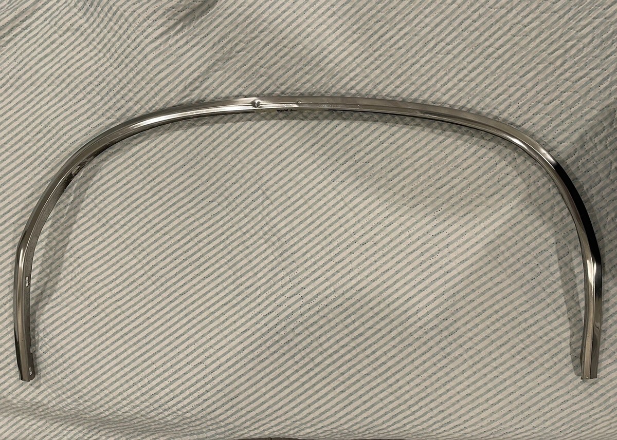 1980-1988 Oldsmobile Cutlass Passenger Front wheel well trim