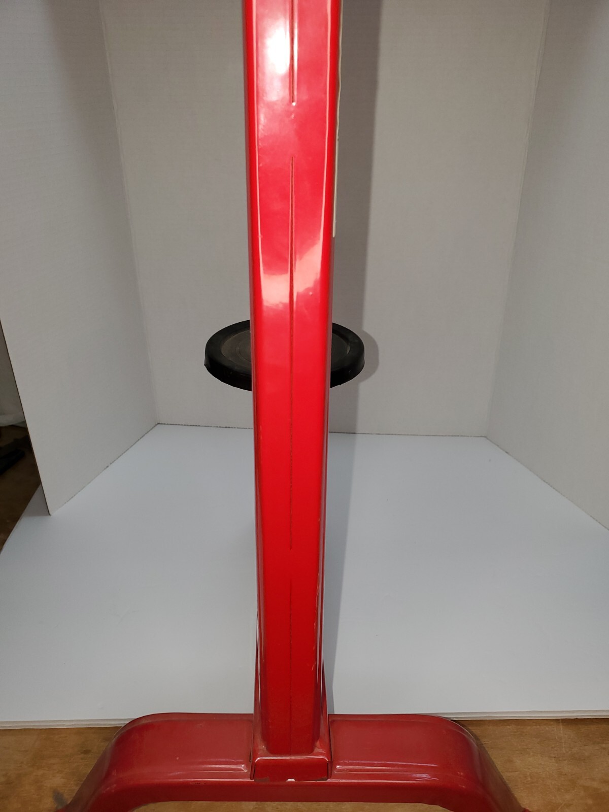 Wine Bottle Floor Corker, Portuguese Red, HandOperated Adjustable