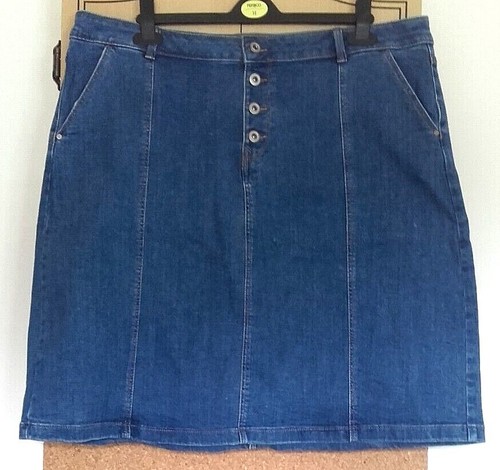 DENIM SKIRT SIZE 20 POCKETS STRETCH 