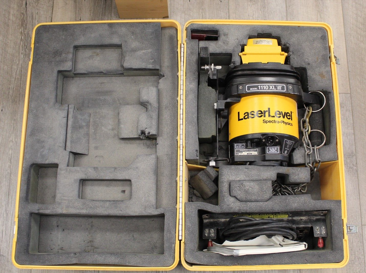 Spectra Physics 1110 XL Self-Leveling Laser Level *Pre-Owned* Free