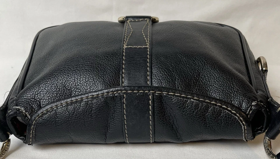 Bolso Bandolera Lancel Paris Cartera Cuero Negro Latón Pequeño Diseñador Gótico Foto 4 de 4