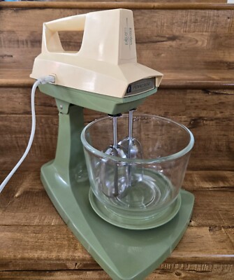 VTG JC Penney Penncrest Electric 10- Speed Mixer Model 5272 TESTED Works