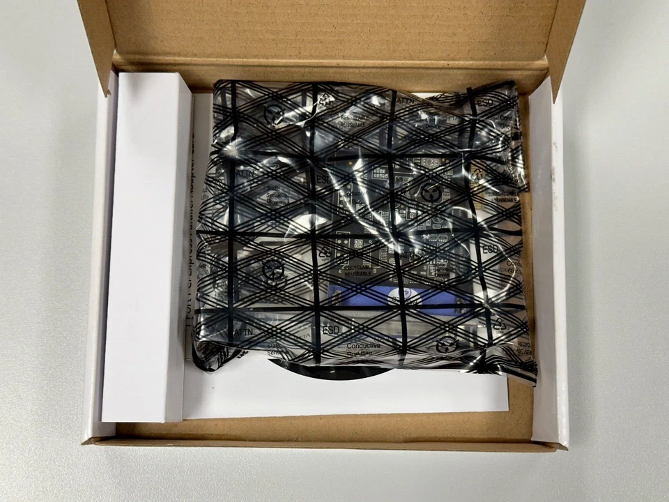 NEW Startech.com 1 Port PCI Express Parallel Adapter Card PEX1P ( C1-S2-4) - Image 3 of 4