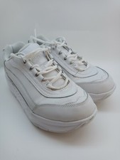 Women’s TheraShoe Sport Leather Athletic Walking Shoes  8.5M white, preowned,GUC