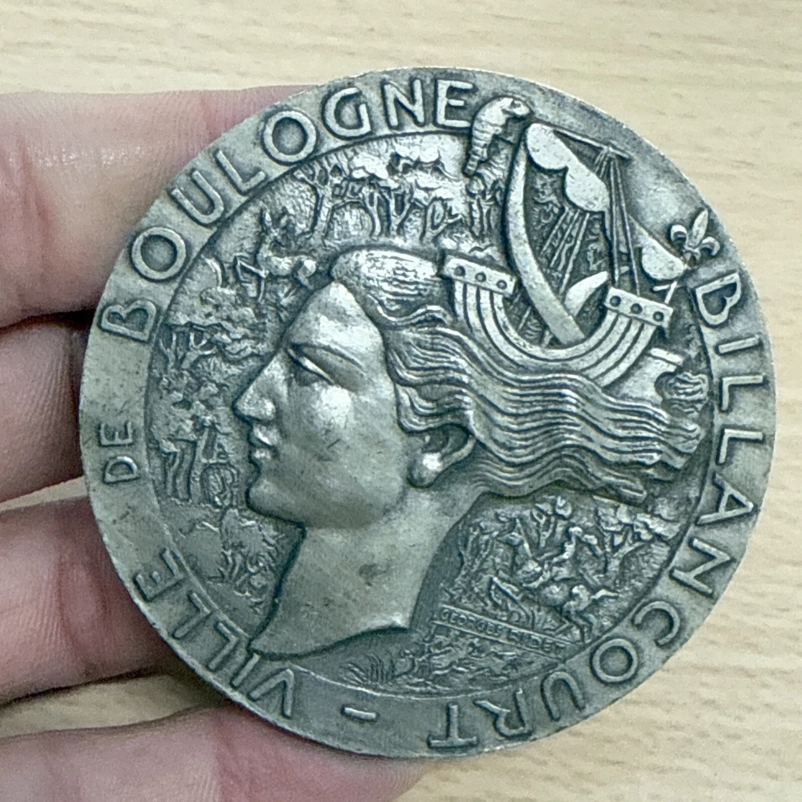 Médaille Ville De Boulogne Billancourt En Bronze 1983