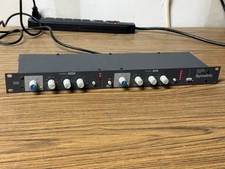 Symetrix 525, limitatore compressore doppio cancello