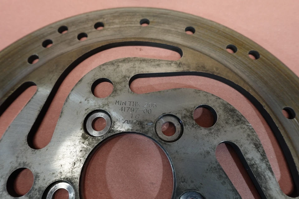 Harley Davidson Rocker C 2009-2011 FXCWC freno trasero rotor disco llanta Foto 4 de 4