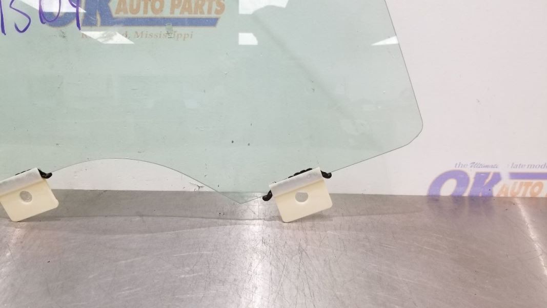 Maserati Grecale FRONT+RIGHT Door glass
