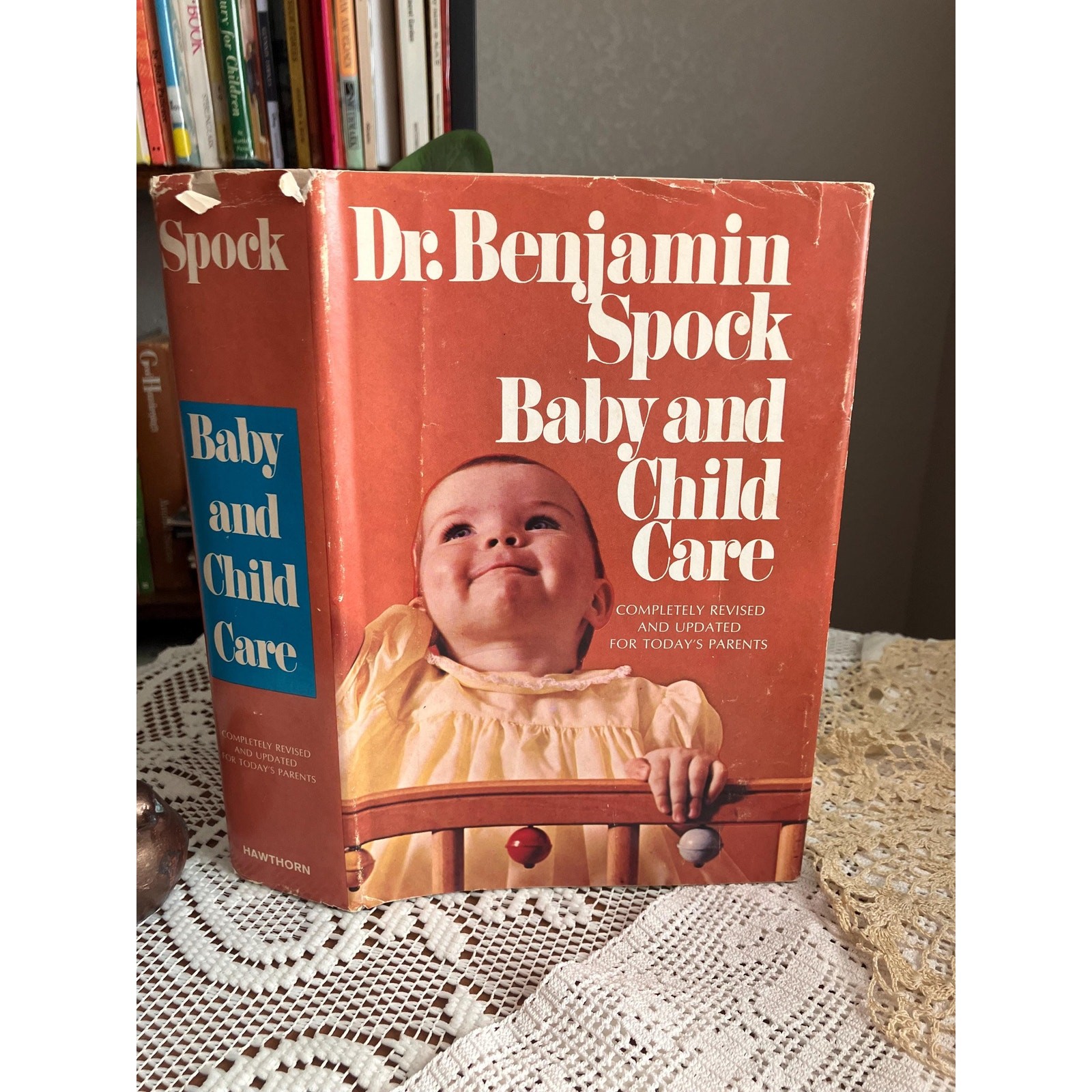 1976 Dr. Benjamin Spock Baby and Child Care, Vintage Parenting Book