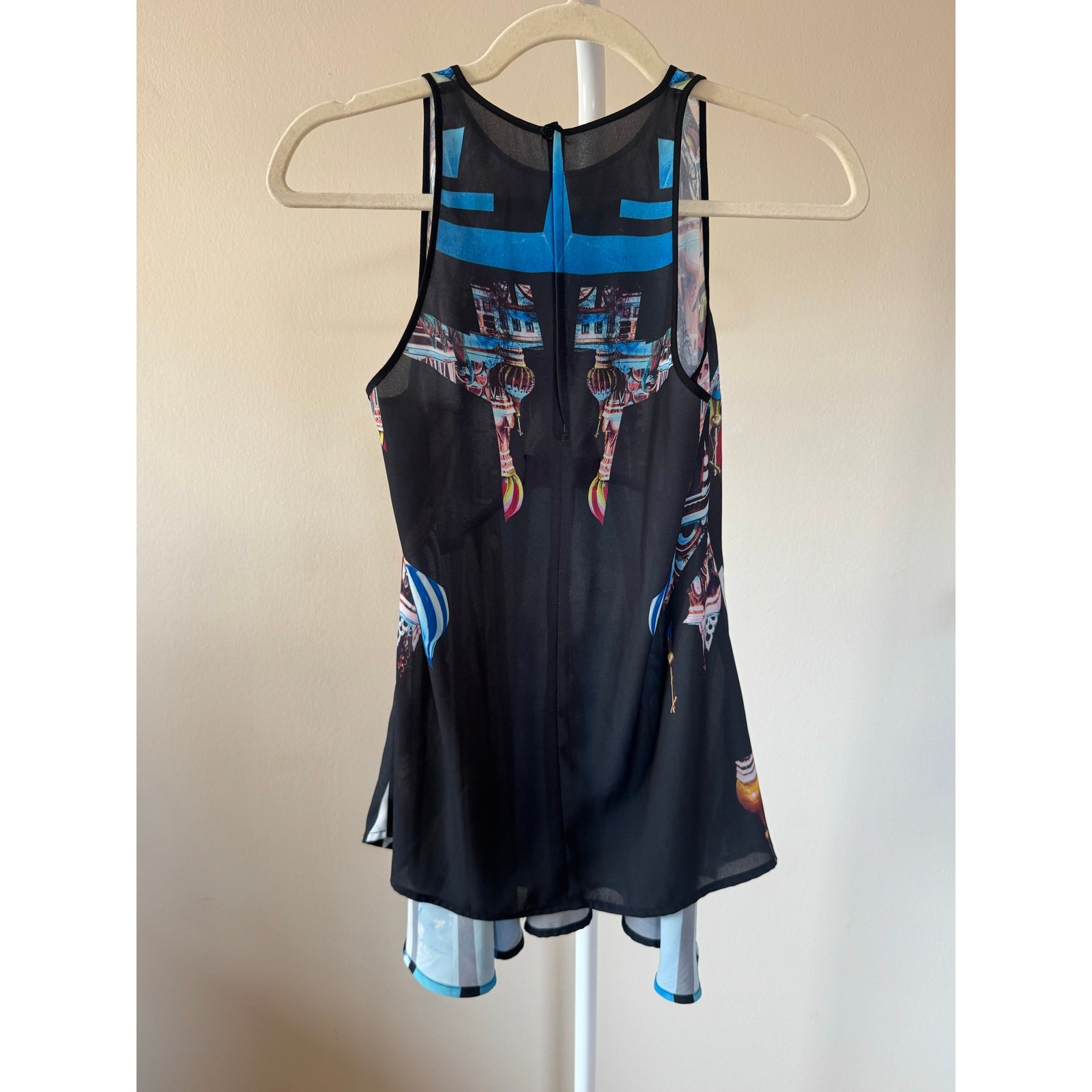 Clover Canyon Abstract Geometric Pattern Contempo… - image 3