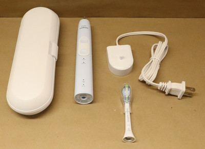 Philips Sonicare Protective Clean Electric Toothbrush Series HX686F