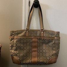 Coach Diaper Bag/Tote Brown; Multiple Pockets Inside And Out Good Used Condition