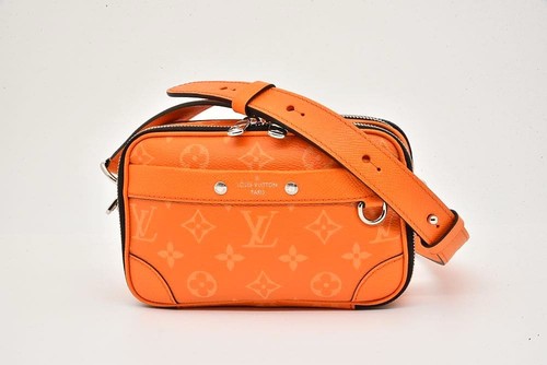 Louis Vuitton Taigarama Alpha Wearable Wallet Orange M31073 from Japan #027