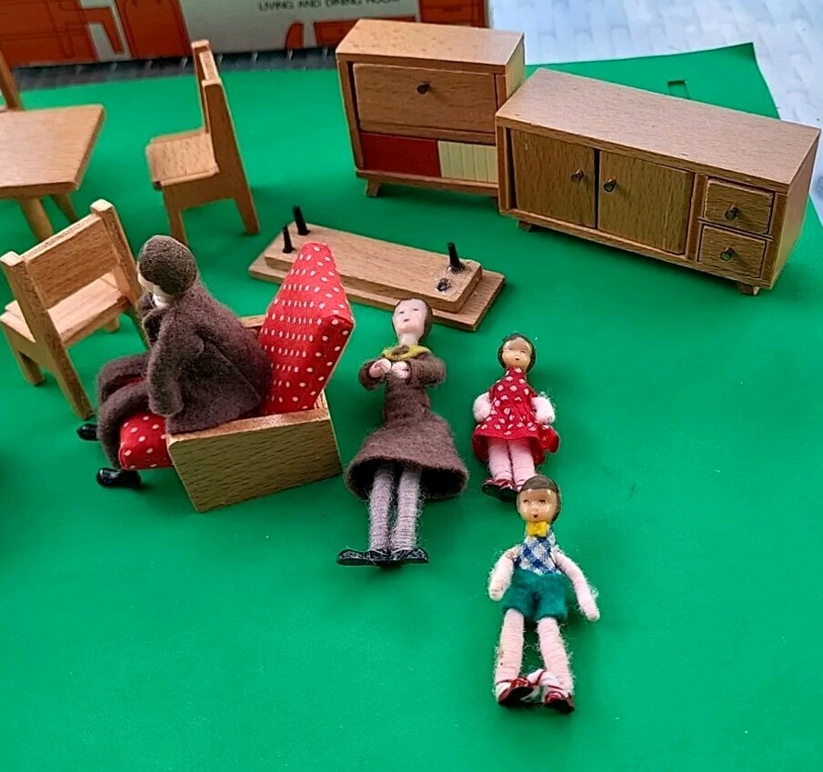 Vintage Galt Dolls House Furniture. Boxed eBay